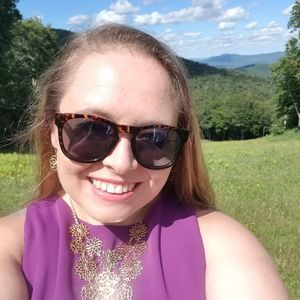 Meet your Posher, Brianna